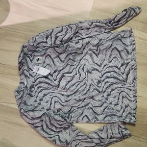 Abercrombie active shirt